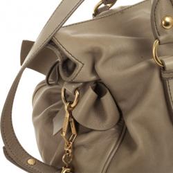 مملوكة مسبقًا Miu Miu Beige Leather Bow Leather Tote