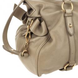 مملوكة مسبقًا Miu Miu Beige Leather Bow Leather Tote