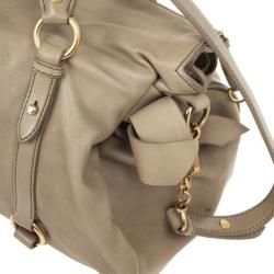 مملوكة مسبقًا Miu Miu Beige Leather Bow Leather Tote