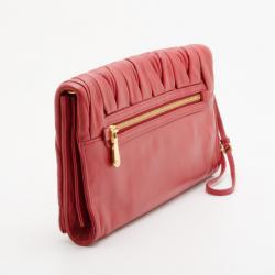Pre Owned Miu Miu Red Matelassé Lux Leather Clutch