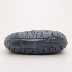 مملوكة مسبقًا Miu Miu Blue Leather Coffer Bag