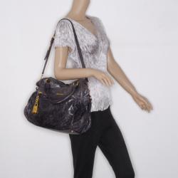 مملوكة مسبقًا Miu Miu Lily Distressed Black Leather Bag 