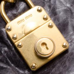 مملوكة مسبقًا Miu Miu Lily Distressed Black Leather Bag 