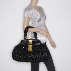 مملوكة مسبقًا Miu Miu Black Mattelasse Large Coffer Tote