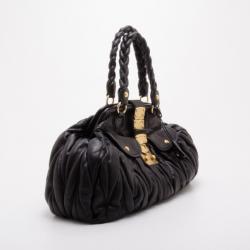 مملوكة مسبقًا Miu Miu Black Mattelasse Large Coffer Tote