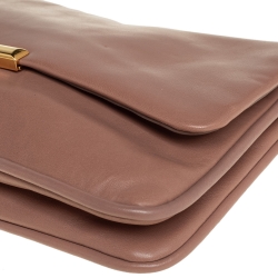 مملوكة مسبقًا Miu Miu Nude Pink Leather Flap Frame Clutch