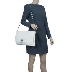 مملوكة مسبقًا حقيبة كتف ميو ميو مادراس جلد كريمي كبيرة