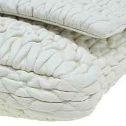 مملوكة مسبقًا حقيبة كتف ميو ميو مادراس جلد كريمي كبيرة