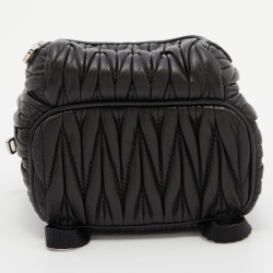 Pre Owned حقيبة ظهر ميو ميو ميني جلد ماتيلاس أسود