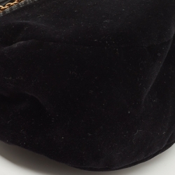 Pre Owned حقيبة كلتش ميو ميو سلسلة مبطنة قطيفة أسود