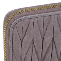 Pre Owned Miu Miu Pink Matelasse Zip-Around Wallet