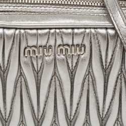 Pre Owned Miu Miu Metallic Grey Matelassé Leather Double Zip Crossbody Bag