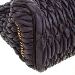 Pre Owned حقيلة كلاتش ميو ميو إطار جلد مبطنة رصاصية داكنة