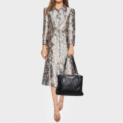 مملوكة مسبقًا Miu Miu Black Vitello Phenix Leather Zip Tote