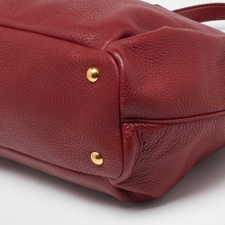 Pre Owned Miu Miu Red Pebbled Leather Zip Convertible Tote