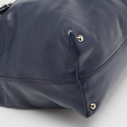 مملوكة مسبقًا Miu Miu Navy Blue Vitello Soft Leather Front Pocket Shopper Tote