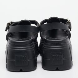 مملوكة مسبقًا Miu Miu Black Rubber Eva Platform Sandals Size 37