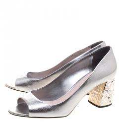 Pre Owned حذاء كعب عالي ميو ميو مقدمة مفتوحة مزخرف كريستال جلد فضي ميتالك