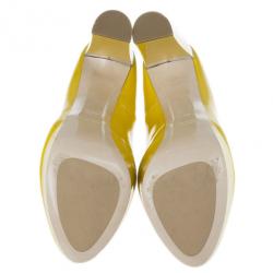 مملوكة مسبقًا Miu Miu Yellow Patent Leather Platform Pumps Size 40.5