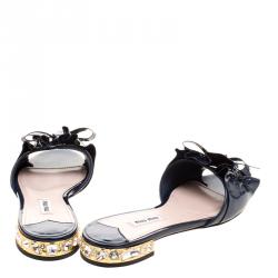 مملوكة مسبقًا Miu Miu Navy Blue Patent Leather Crystal Embellished Slides Size 37