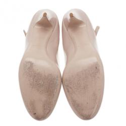 Pre Owned  Miu Miu Beige Patent Mary Jane Pumps Size 42