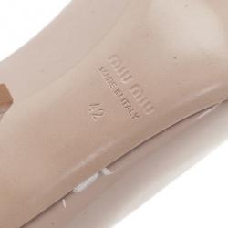 Pre Owned  Miu Miu Beige Patent Mary Jane Pumps Size 42