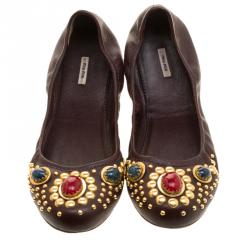مملوكة مسبقًا Miu Miu Brown Leather Stone Embellished Ballet Flats Size 42