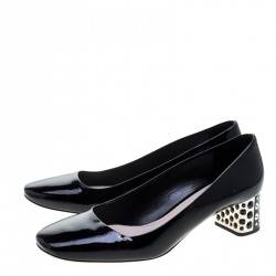 Pre Owned حذاء كعب عالي ميو ميو جلد أسود لامع كريستال مزخرف كعب مربع سميك مقاس 40