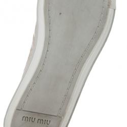 مملوكة مسبقًا Miu Miu Nude Patent Leather Jewel Studded Cap Toe Sneakers Size 38
