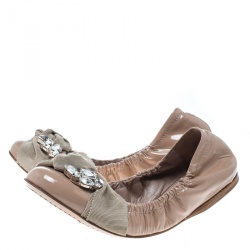 Miu Miu Beige Patent Leather Crystal Embellished Scrunch Ballet Flats Size 37