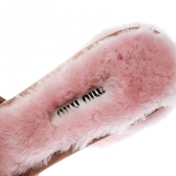 مملوكة مسبقًا Miu Miu Pink Satin and Fur Bow Crystal Embellished Detail Slide Sandals Size 38