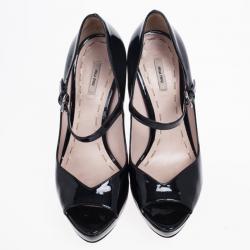 مملوكة مسبقًا Miu Miu Black Patent Peep Toe Mary Jane Pumps Size 36