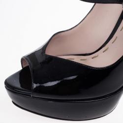 مملوكة مسبقًا Miu Miu Black Patent Peep Toe Mary Jane Pumps Size 36