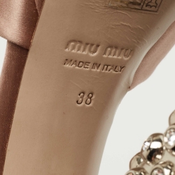 مملوكة مسبقًا Miu Miu Pink Satin Crystal Embellished Platform Ankle Strap Sandals Size 38