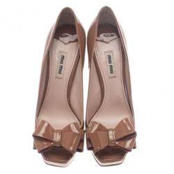 مملوكة مسبقًا Miu Miu Nude Patent Bow Peep Toe Platform Pumps Size 38.5