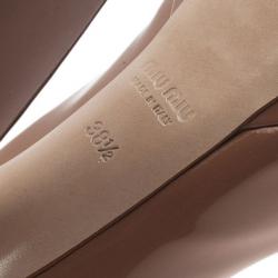 مملوكة مسبقًا Miu Miu Nude Patent Bow Peep Toe Platform Pumps Size 38.5