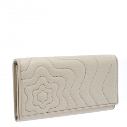 Montblanc Off White Leather Starisma Flap Continental Wallet