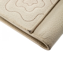 Pre Owned Montblanc Off White Leather Strarisma Compact Wallet 