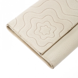 Pre Owned Montblanc Off White Leather Strarisma Compact Wallet 