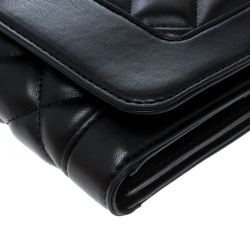 Pre Owned Love Moschino Black Quilted Synthetic Leather Love Chain Flap Shoulder Bag