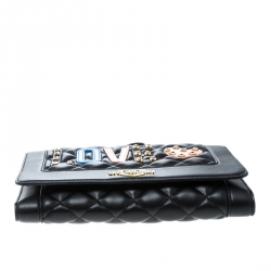 Pre Owned Love Moschino Black Quilted Synthetic Leather Love Chain Flap Shoulder Bag