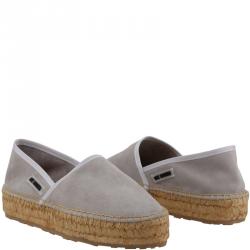مملوكة مسبقًا Love Moschino Grey Suede Platform Espadrilles Size 37