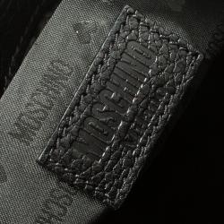 Pre Owned Moschino Black Leather Drawstring Crossbody Bag