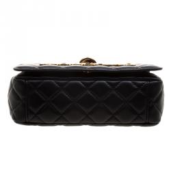 مملوكة مسبقًا Moschino Black Quilted Leather Logo Flap Shoulder Bag