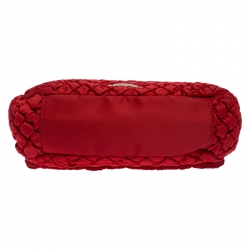 Pre Owned Moschino Red Quilted Nylon Flap Shoulder Bag