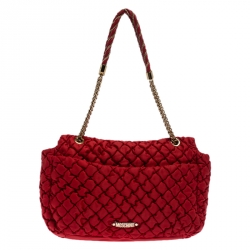 Pre Owned Moschino Red Quilted Nylon Flap Shoulder Bag