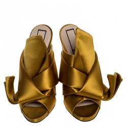 N°21 Mustard Yellow Satin Ronny Pleated Mules Size 39