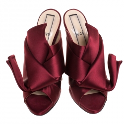 Pre Owned N°21 Burgundy Satin Ronny Pleated Mules Size 41