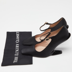N° 21 Black Satin Pumps Size 39