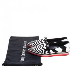 Nicholas Kirkwood Black/White Zig Zag Print Leather Slip On Sneakers Size 37
